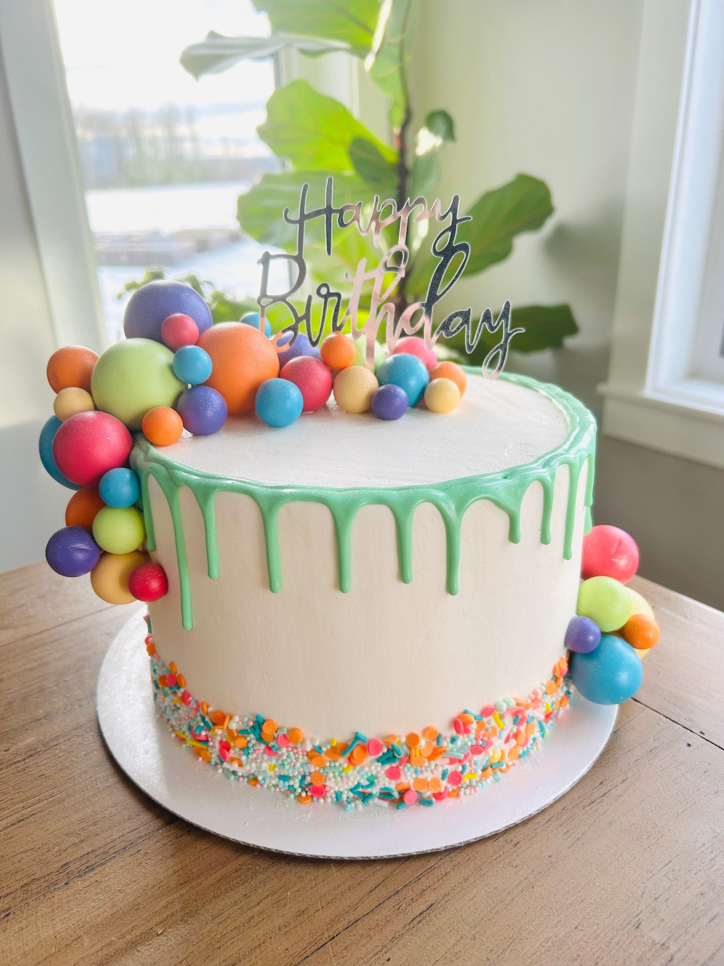 Custom 6β Round Cake Orders